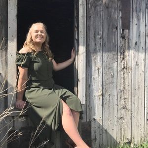 Meet your Posher, Amy